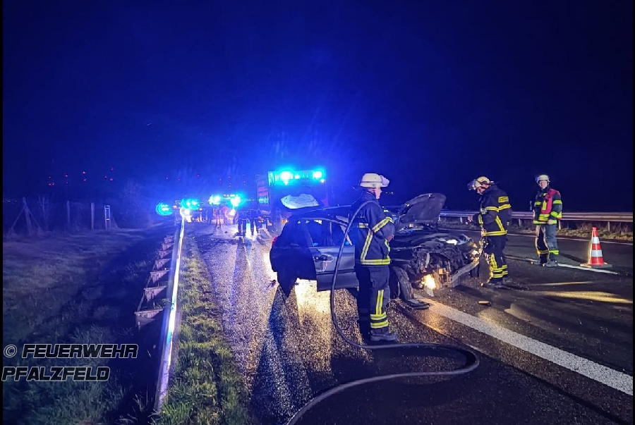 Hilfeleistung - Verkehrsunfall Hilfeleistung - Verkehrsunfall